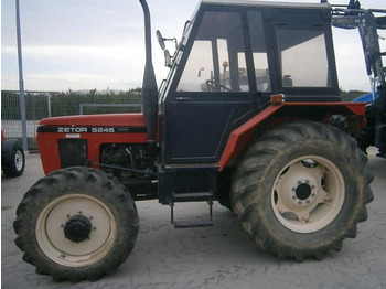 Tractor ZETOR