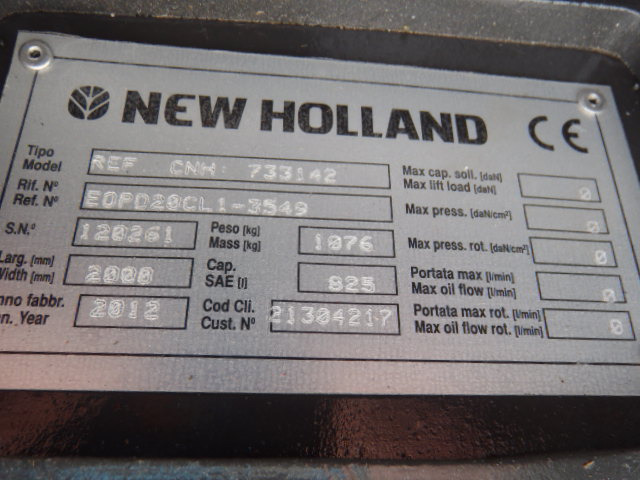 Cazo cargador nuevo New Holland E135 -: foto 3