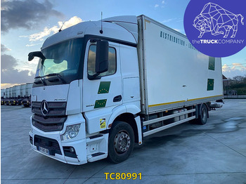 Camión caja cerrada MERCEDES-BENZ Actros