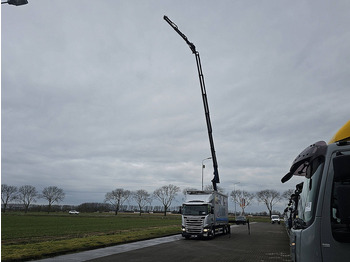 Camión lona SCANIA G 410