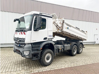 Camión volquete MERCEDES-BENZ Arocs 3342