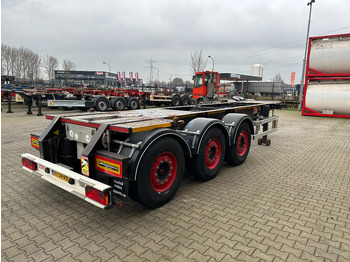 Semirremolque portacontenedore/ Intercambiable Burg 20FT ADR (EX/II, EX/III, FL, AT) Chassis, Empty weight : 3.690kg, SAF INTRADISC, 2x Liftaxle, NL-chassis, APK/ADR: 04-2025: foto 3