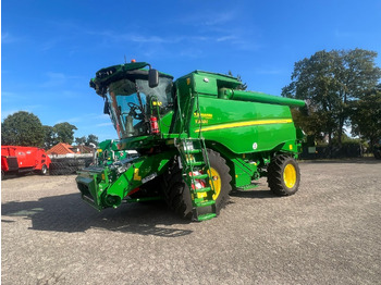 Cosechadora de granos JOHN DEERE T560