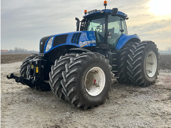 Tractor NEW HOLLAND T8