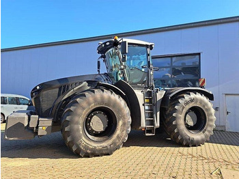 Tractor CLAAS Xerion 4000