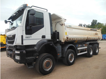 Camión volquete IVECO Trakker