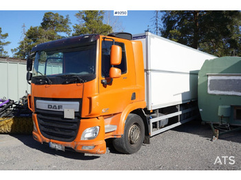 Camión caja cerrada DAF CF 370