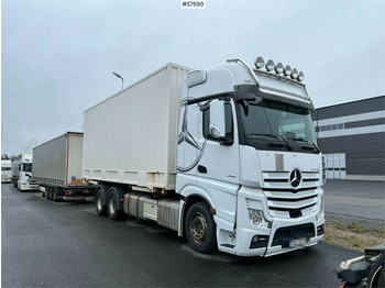 Camión caja cerrada MERCEDES-BENZ Actros