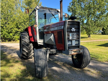 Tractor Massey Ferguson 2680: foto 2