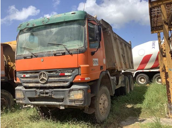 Camión volquete MERCEDES-BENZ Actros