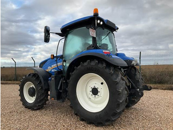 Tractor New Holland T6.145: foto 2