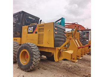 Grader CATERPILLAR 140H