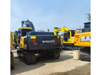 Excavadora de cadenas VOLVO EC210D