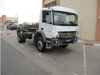 Camión chasis MERCEDES-BENZ Atego