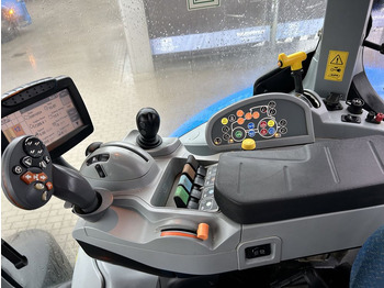Leasing de  New Holland T7.200 skrzynia stopniowa  2013r TUZ Monitor Nowe Opon New Holland T7.200 skrzynia stopniowa  2013r TUZ Monitor Nowe Opon: foto 5