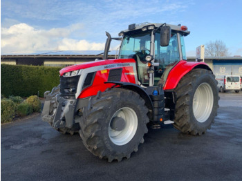 Tractor MASSEY FERGUSON 100 series