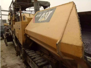 Pavimentadora de asfalto CATERPILLAR