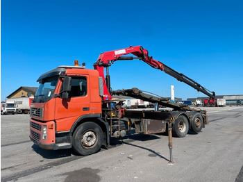 Camión con equipo de cable VOLVO FM9 300