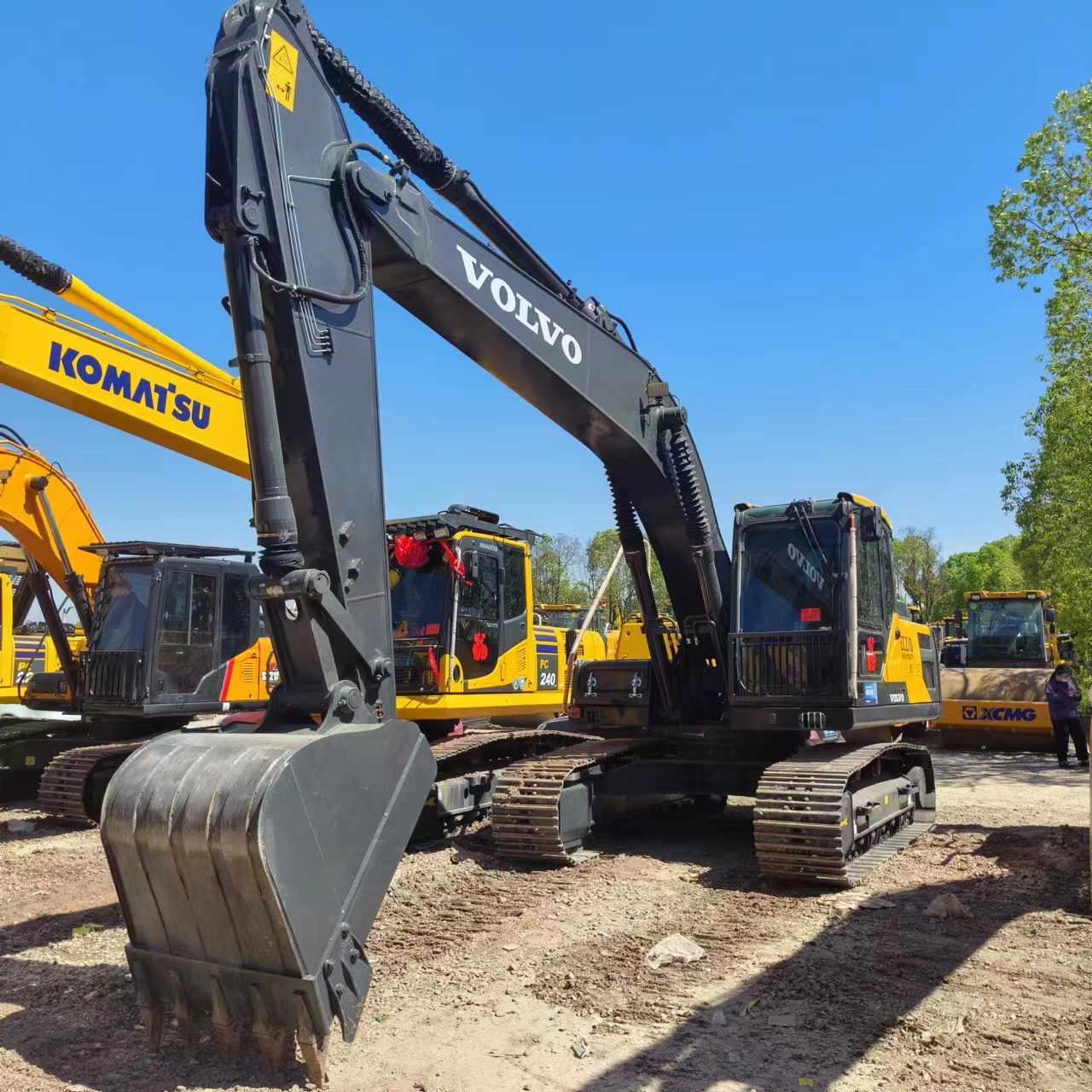 Excavadora de cadenas VOLVO EC210