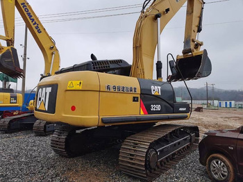 Excavadora de cadenas CATERPILLAR 329D