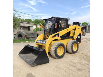 Leasing de Caterpillar 226B Caterpillar 226B: foto 2