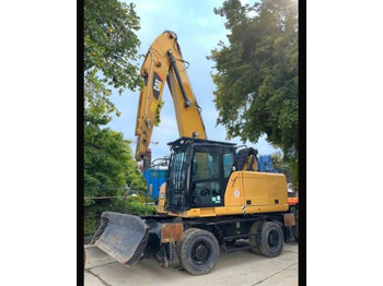 Manipulador de materiales CATERPILLAR MH3022