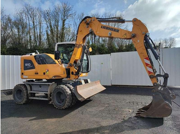 Excavadora de ruedas LIEBHERR A 910