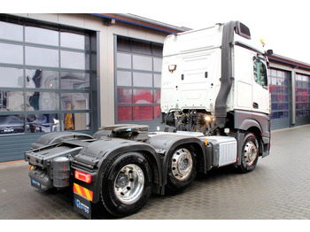 Cabeza tractora Mercedes-Benz Actros 2551 6x2 BigSpace 68 to Schwerlast + LIFT: foto 4