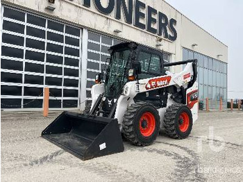 Minicargadora BOBCAT S76