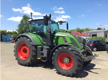 Tractor FENDT 722 Vario