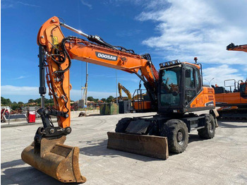 Excavadora de ruedas DOOSAN DX160W