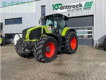 Tractor CLAAS Axion 920