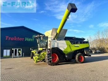 Cosechadora de granos CLAAS Lexion 6900