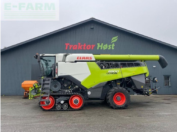 Cosechadora de granos CLAAS Lexion 6900