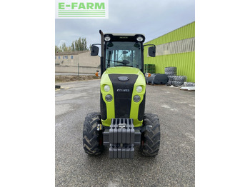 Tractor CLAAS nexos 230 ve cabine 4rm t4i VE: foto 2