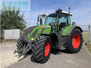 Tractor FENDT 724 Vario