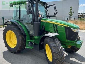 Tractor John Deere 5090 m: foto 3