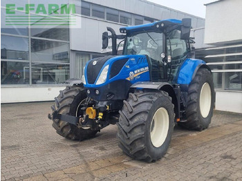 Tractor NEW HOLLAND T7.225