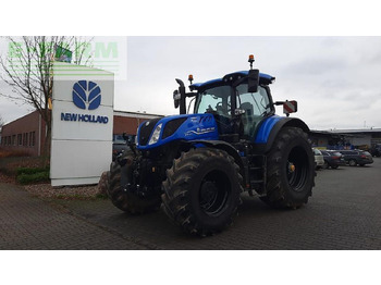 Tractor NEW HOLLAND T7