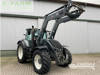 Tractor VALTRA T174