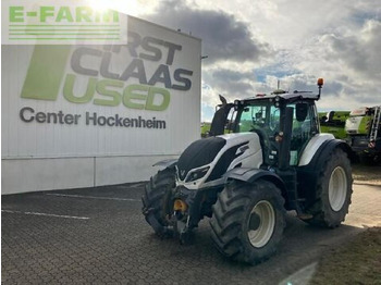 Tractor VALTRA T174