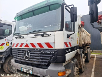 Leasing de  CAMION BENNE 8x4 - MERCEDES - ACTROS 3235 - 2002 / 531520 KM (MA668) CAMION BENNE 8x4 - MERCEDES - ACTROS 3235 - 2002 / 531520 KM (MA668): foto 1