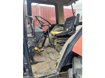 Leasing de  Tracteur CASE IH 745 XL 1988 3669 heures Tracteur CASE IH 745 XL 1988 3669 heures: foto 4