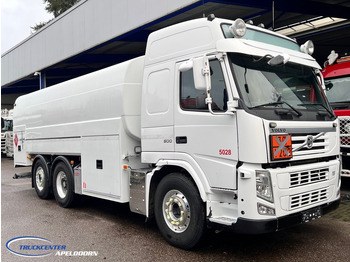 Camión cisterna VOLVO FM 500