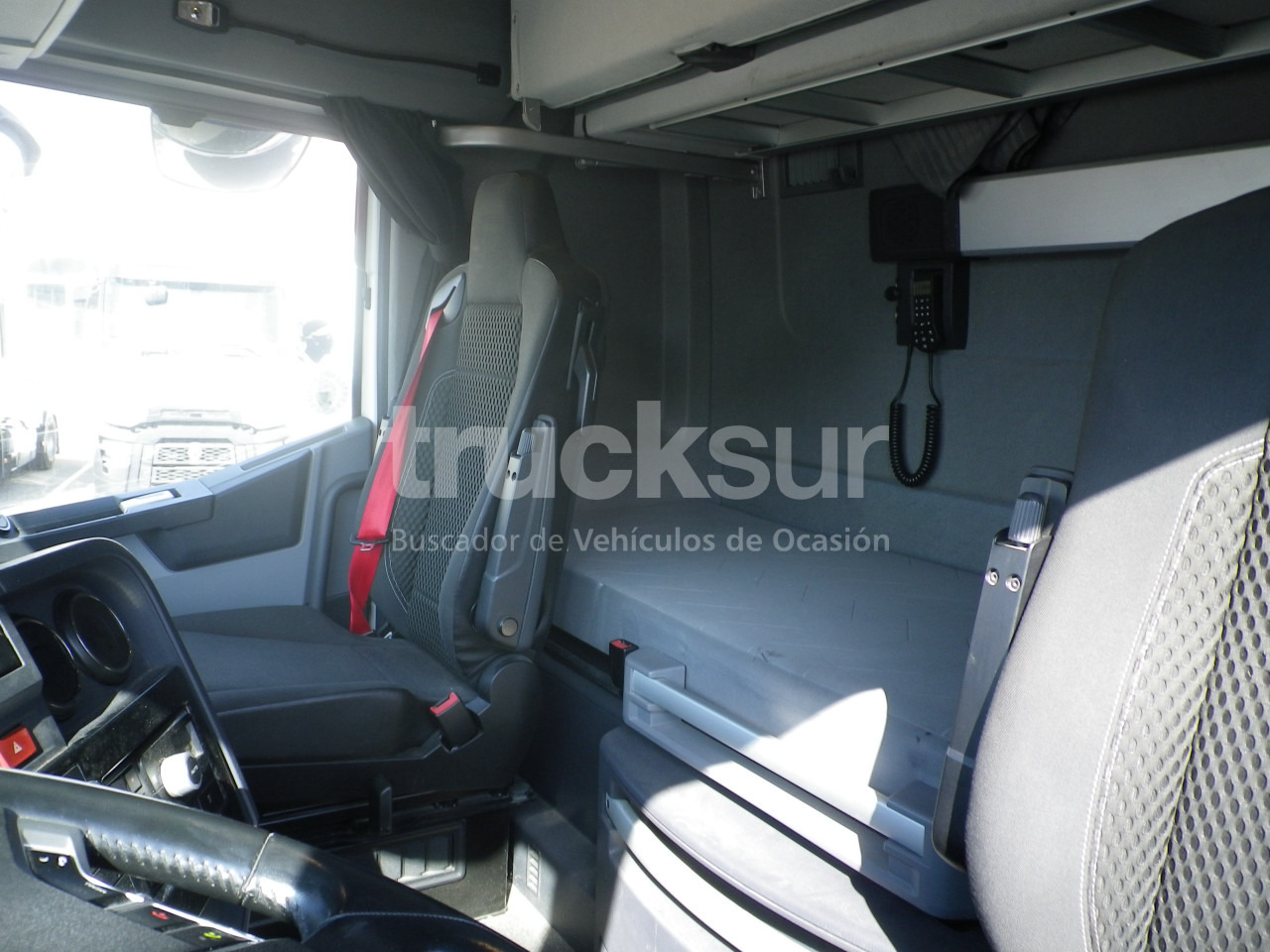 Cabeza tractora RENAULT T520 HIGH SLEEPER CAB: foto 9