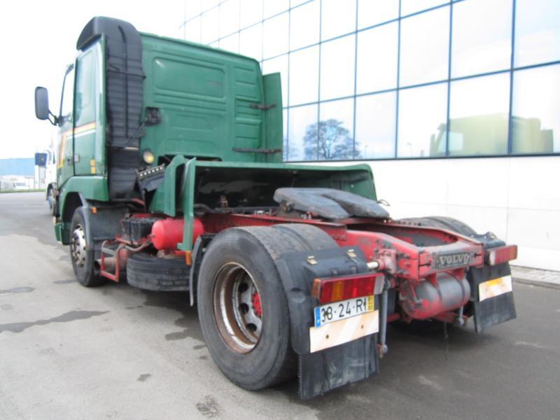 Cabeza tractora Volvo FH12 380: foto 8