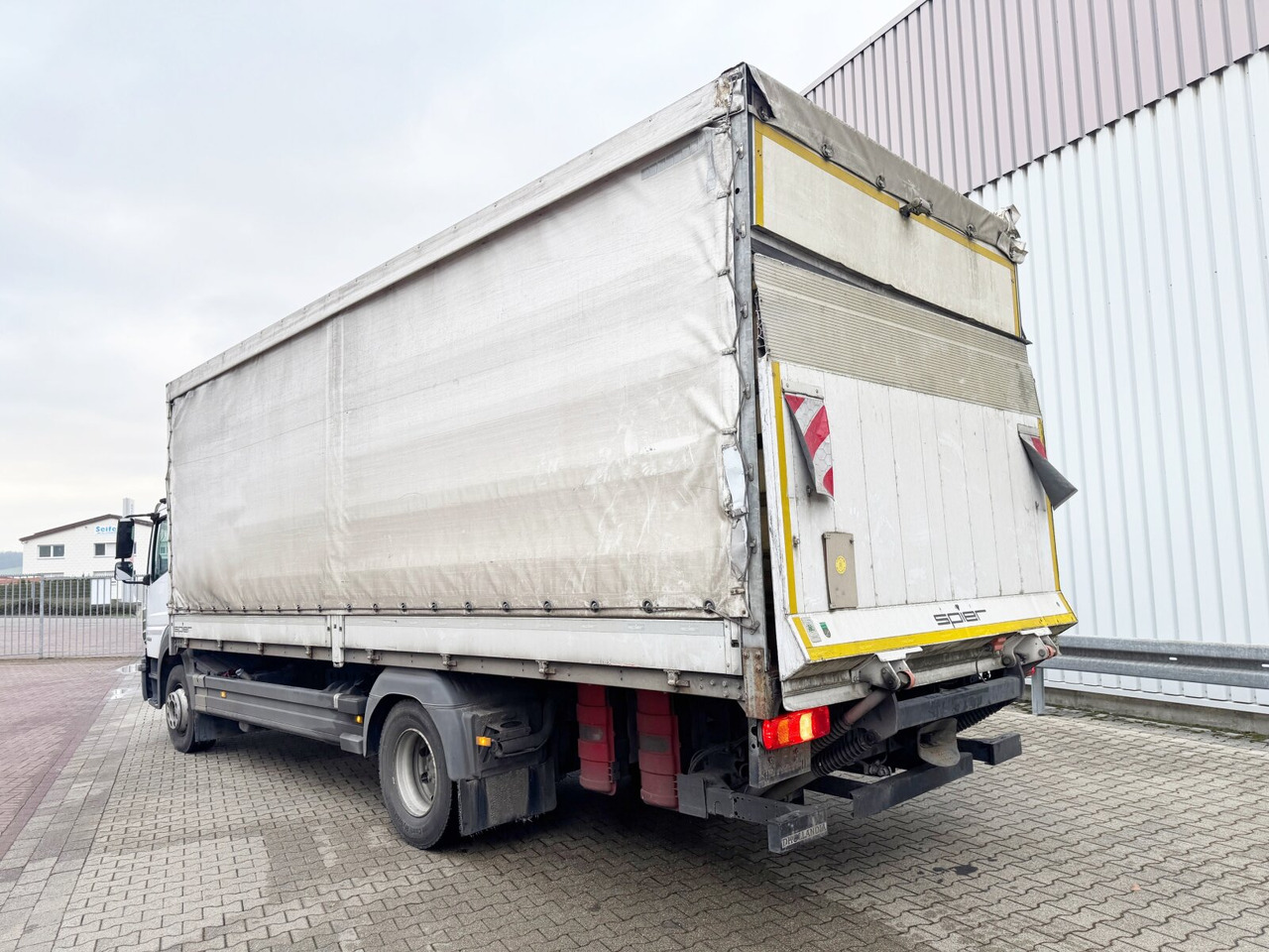 Leasing de Mercedes-Benz Atego 1530 L 4x2 Atego 1530 L 4x2 mit LBW Dhollandia Mercedes-Benz Atego 1530 L 4x2 Atego 1530 L 4x2 mit LBW Dhollandia: foto 14