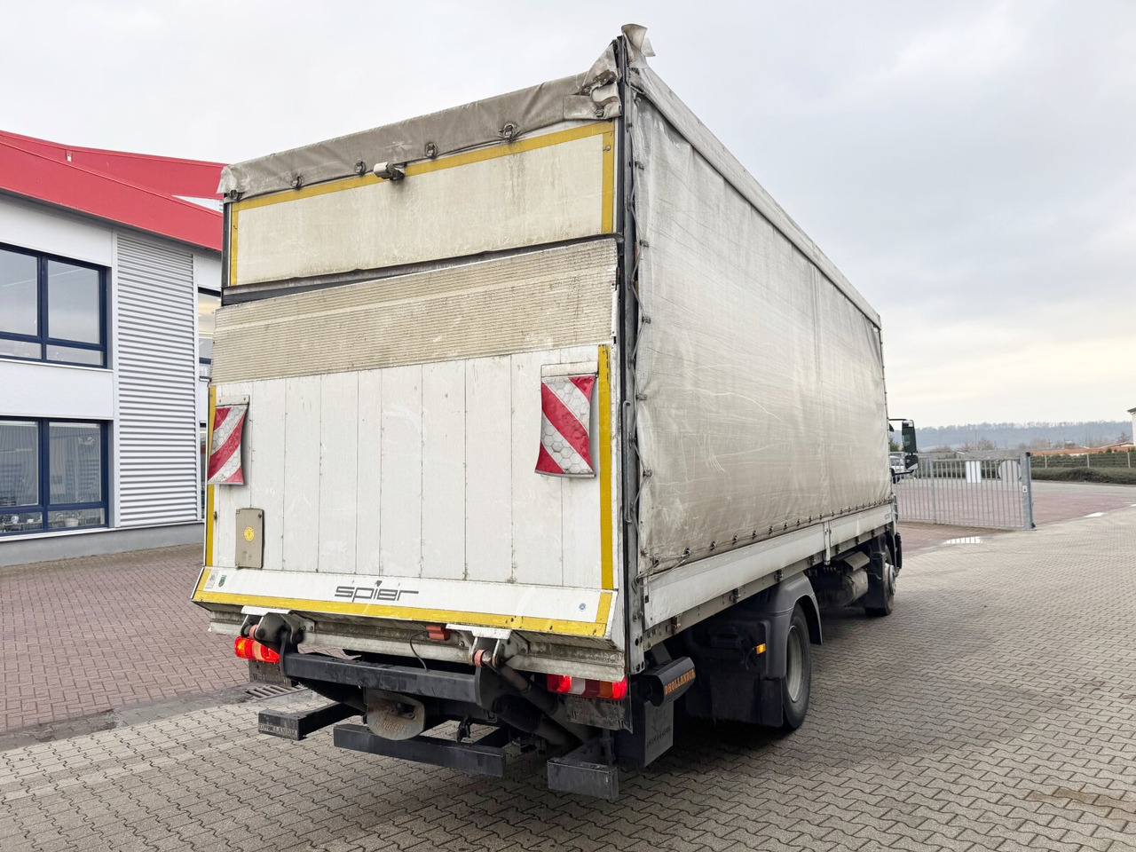 Leasing de Mercedes-Benz Atego 1530 L 4x2 Atego 1530 L 4x2 mit LBW Dhollandia Mercedes-Benz Atego 1530 L 4x2 Atego 1530 L 4x2 mit LBW Dhollandia: foto 10