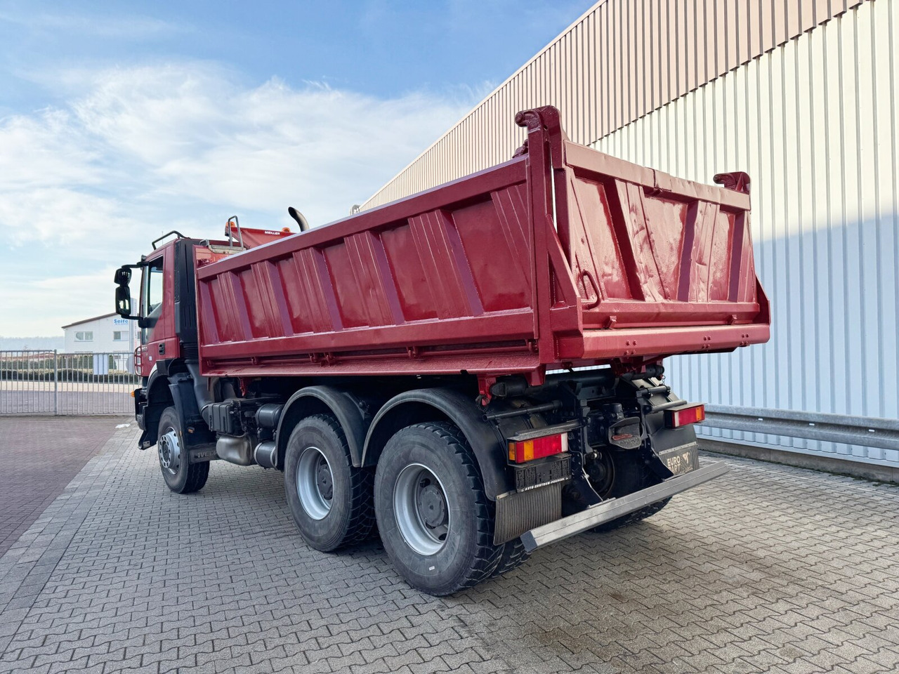 Camión volquete Trakker AD260T36W 6x6 Trakker AD260T36W 6x6: foto 12