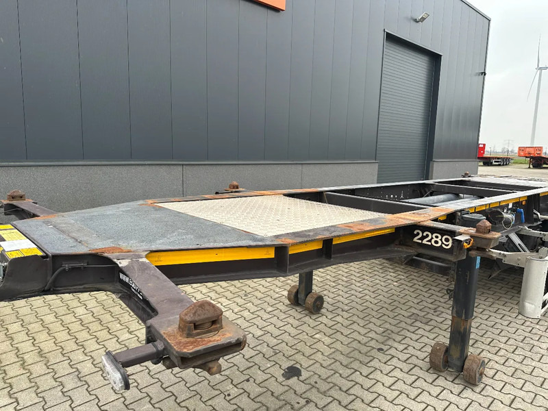 Semirremolque portacontenedore/ Intercambiable Burg 20FT ADR (EX/II, EX/III, FL, AT) Chassis, Empty weight : 3.690kg, SAF INTRADISC, 2x Liftaxle, NL-chassis, APK/ADR: 04-2025: foto 10